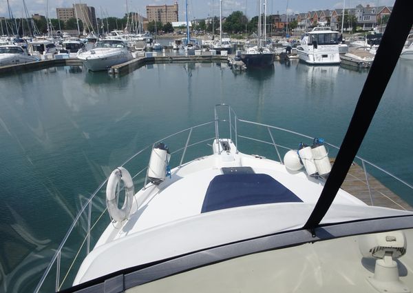 Carver 440 Aft Cabin Motor Yacht image