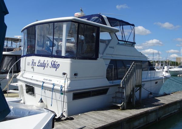 Carver 440 Aft Cabin Motor Yacht image