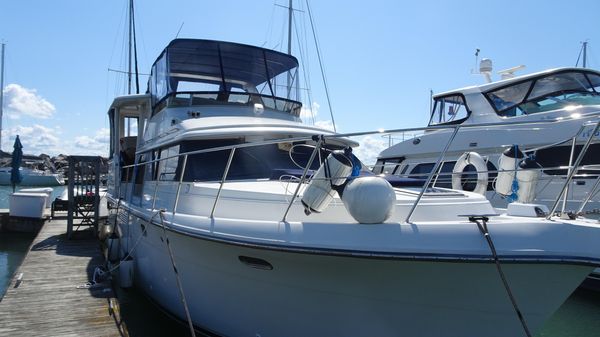 Carver 440 Aft Cabin Motor Yacht image