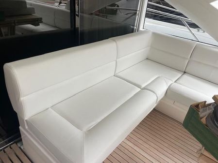 Sunseeker Sport Yacht 68 image