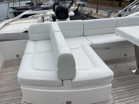 Sunseeker Sport Yacht 68 image