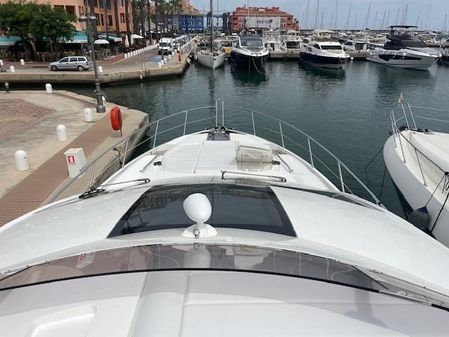 Sunseeker Sport Yacht 68 image