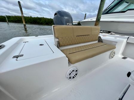 Sportsman Masters 207 Bay Boat image