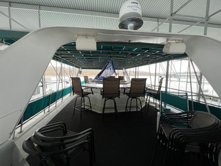 Stardust Cruisers 16x86 3 bed 2 bath Houseboat image