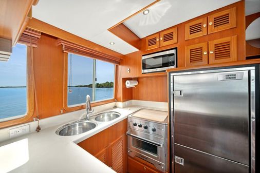 North Pacific 43 Pilothouse image