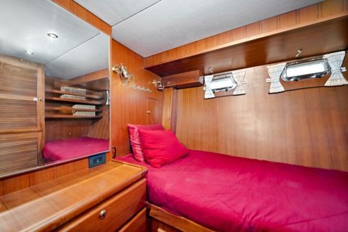 North Pacific 43 Pilothouse image