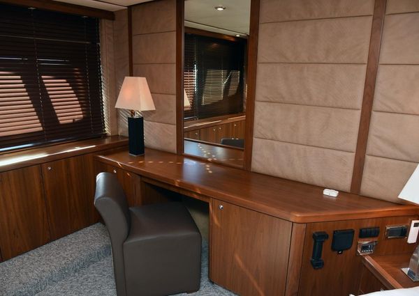 Sunseeker Manhattan 70 image