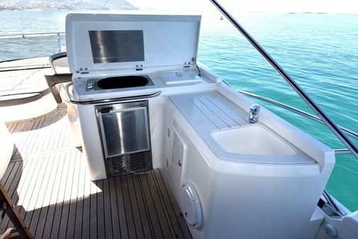 Sunseeker Manhattan 70 image