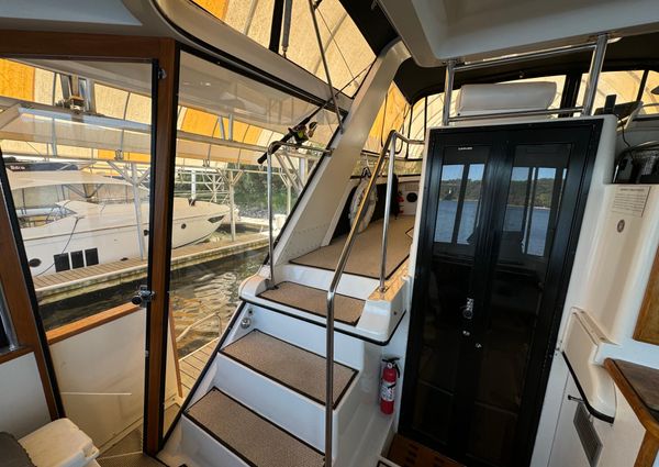 Carver 42 Aft Cabin Motoryacht image