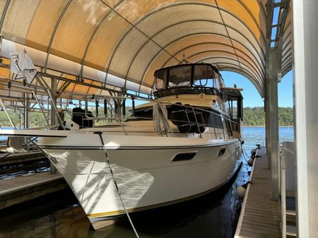 Carver 42-AFT-CABIN-MOTORYACHT image