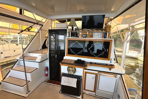 Carver 42 Aft Cabin Motoryacht image