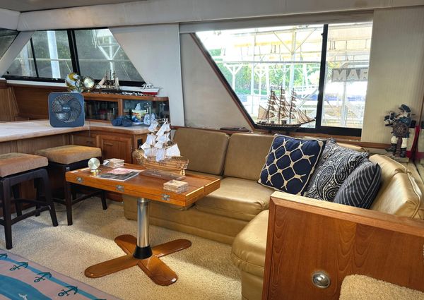 Carver 42 Aft Cabin Motoryacht image