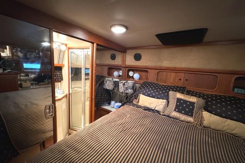 Carver 42 Aft Cabin Motoryacht image