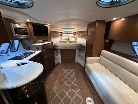 Cruisers Yachts 380 Express image