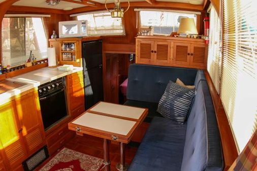 Chb PONDEROSA-35-SUNDECK-TRAWLER image
