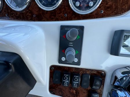 Meridian 459-COCKPIT-MOTORYACHT image