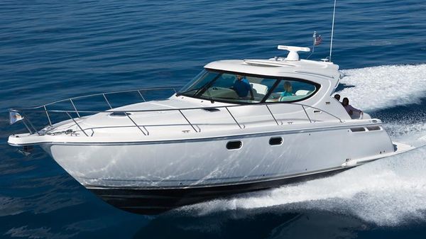 Tiara Yachts 4500 Sovran
