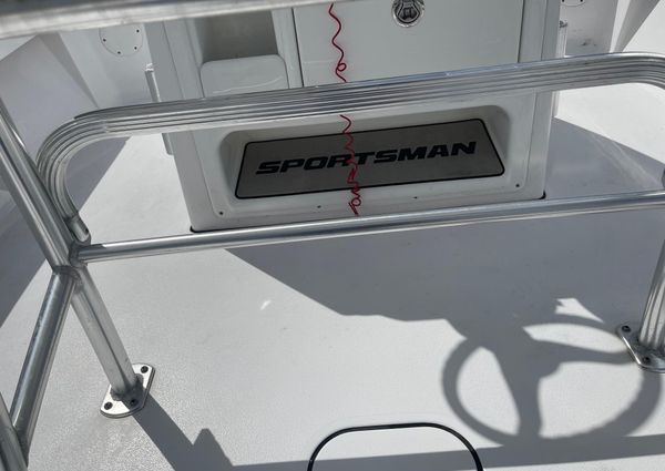Sportsman MASTERS-207-BAY-BOAT image