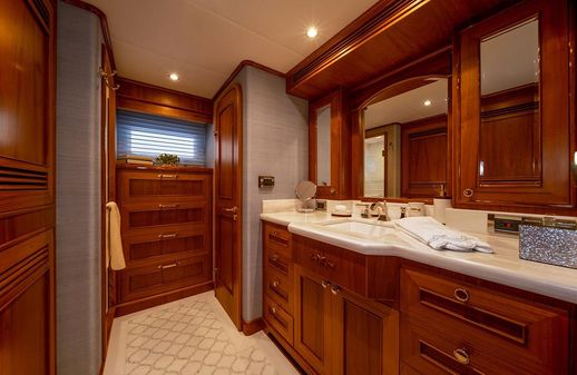 Outer Reef Yachts 900 Motoryacht image