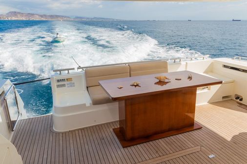 Ferretti Yachts 720 image