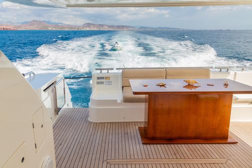 Ferretti Yachts 720 image