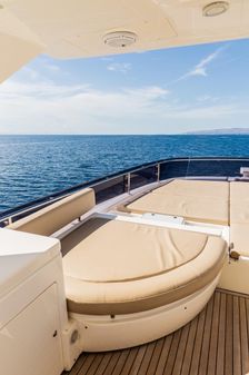 Ferretti Yachts 720 image