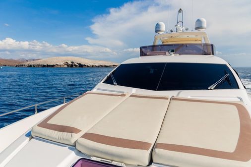 Ferretti Yachts 720 image