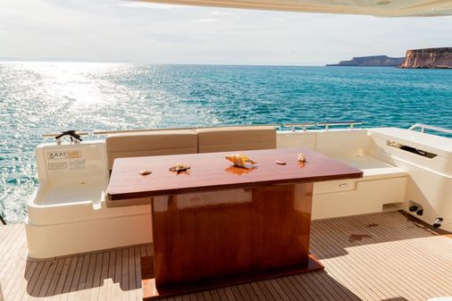 Ferretti Yachts 720 image