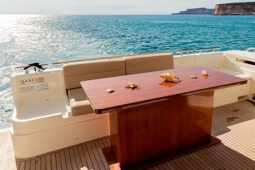 Ferretti Yachts 720 image