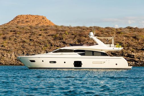 Ferretti Yachts 720 image