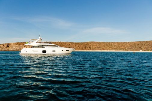 Ferretti Yachts 720 image