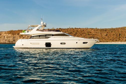 Ferretti Yachts 720 image