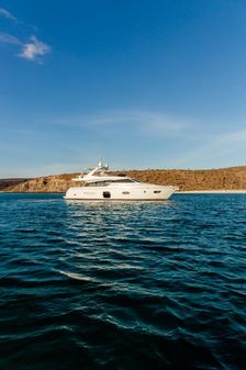 Ferretti Yachts 720 image