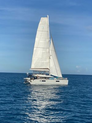 Lagoon 560 S2 - main image