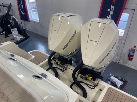 Chris-Craft Calypso 30 image
