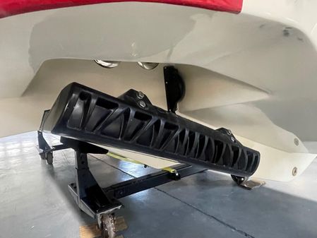 Chris-Craft Calypso 30 image