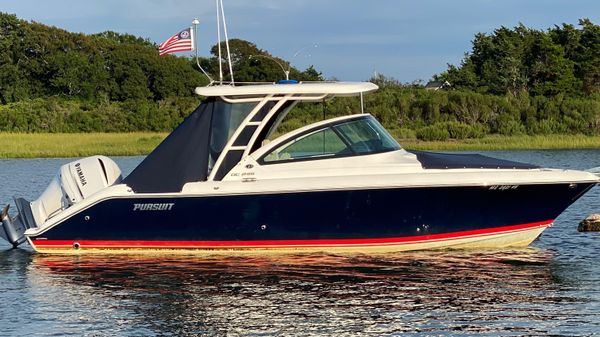 Pursuit DC 235 Dual Console 