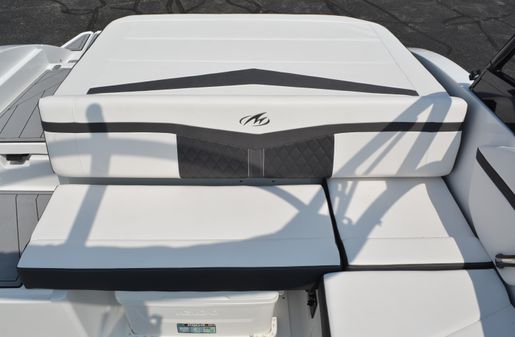 Monterey M-22 image