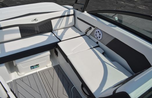 Monterey M-22 image