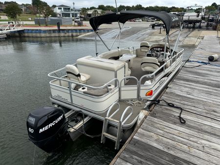 Sun-tracker 21-FISHING-BARGE image