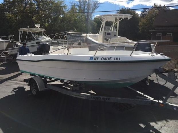 1999 Angler 180 Center Console Hampton Bays, New York - Spellmans Marine