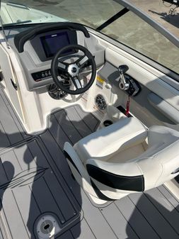 Chaparral 21-SURF image