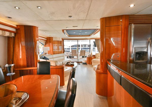 Sunseeker 82 Yacht image