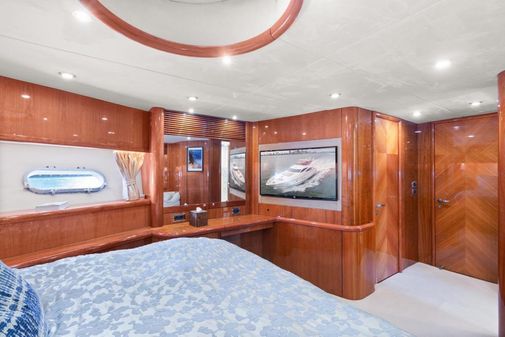 Sunseeker 82 Yacht image