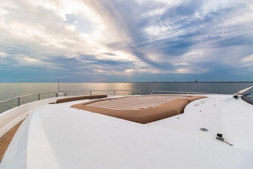 Sunseeker 82 Yacht image