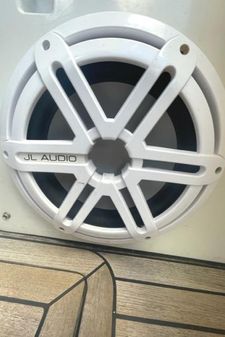 Azimut 40S image