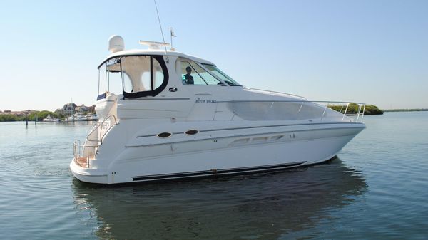 Sea Ray 40 Motor Yacht 