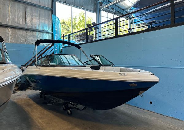 Regal 2000ES-BOWRIDER image