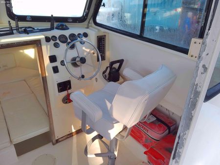 Parker 2520-DEEP-VEE-SPORT-CABIN image