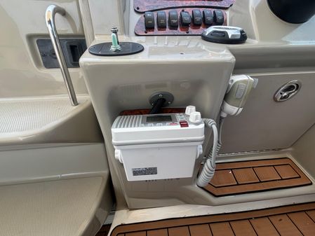 Sea Ray 330 Sundancer image